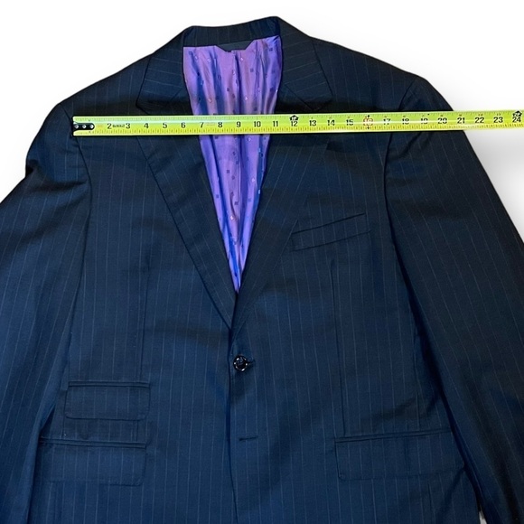 Edward Baumann Clothiers Men’s Charcoal Pinstripe Blazer - Approximate Size 46” - Picture 5 of 12